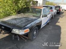 2004 Ford Crown Victoria 4-Door Sedan Not Running, Condition Unknown, Missing Parts,  Air Bags are D