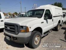 2005 Ford F250 4x4 Pickup Truck Runs & Moves)(Starts With a Jump, Check Engine LIght On