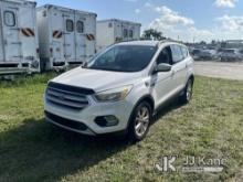 2018 Ford Escape 4-Door Sport Utility Vehicle Runs & Moves)( Body Damage, Oil Light On)(FL Residents