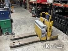 2007 Yale MPE060SCN12T2748 Pallet Jack Operates