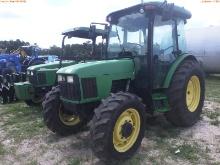 7-01162 (Equip.-Tractor)  Seller:Private/Dealer JOHN DEERE 5520 CAB 4X4 12 SPEED