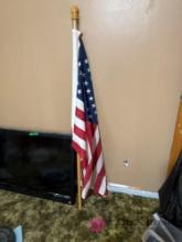 American flag and pole B2