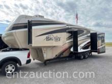 2011 KEYSTONE MONTANA TRAVEL TRAILER, 3400RL,