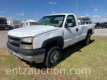 2005 CHEVY SILVERADO 2500 HD, 5.3L, GAS, AUTO,