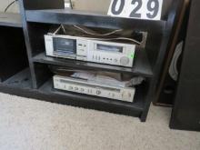 Hitachi stereo and cassette deck with Technics speakers