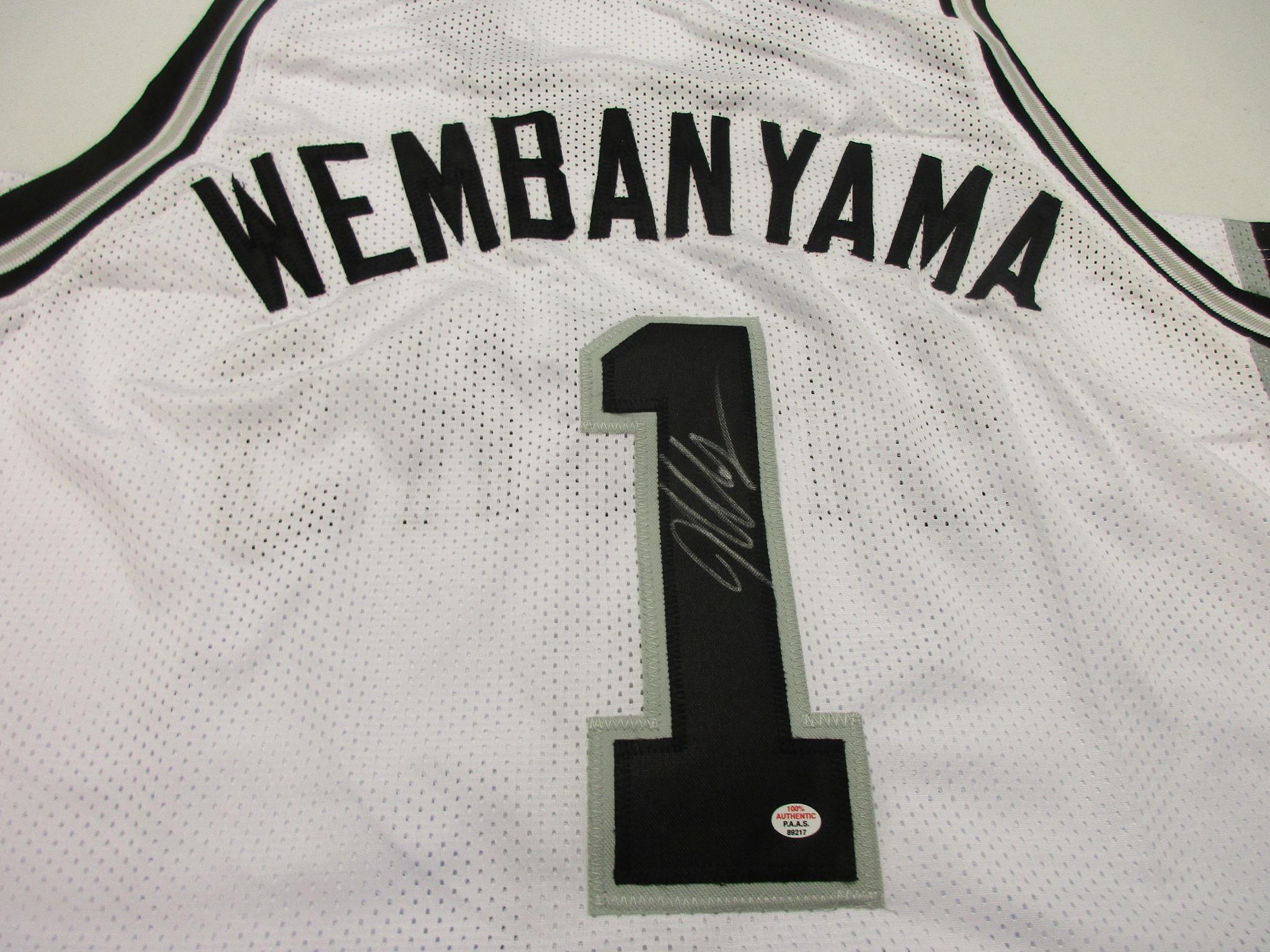 Victor Wembanyama of the San Antonio Spurs signed autographed basketball jersey PAAS COA 217