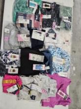 NEW Woman's Assorted S/XS Pants, Shirts, & More w. Tags Name Brands
