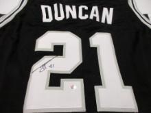 Tim Duncan of the San Antonio Spurs signed autographed basketball jersey PAAS COA 643