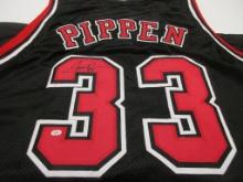 Scottie Pippen of the Chicago Bulls signed autographed basketball jersey PAAS COA 232