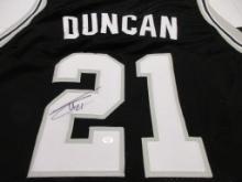 Tim Duncan of the San Antonio Spurs signed autographed basketball jersey PAAS COA 639