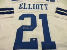 Ezekiel Elliott of the Dallas Cowboys signed autographed football jersey PAAS COA 128