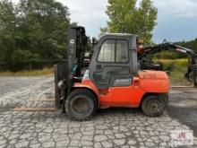 2003 Toyota Pneumatic Tire Forklift