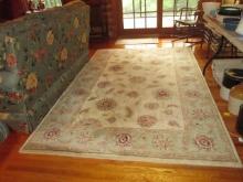 "Relaxed Persian" Light Green/Ivory Floral Wool Area Rug