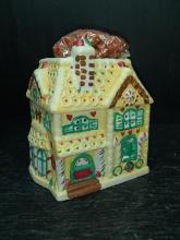 Claire Burke Gingerbread House Warmer