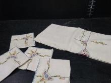 Vintage Hand Sew Bridge Cloth and Napkin Set