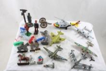 Lead Figures, Diecast  Airplanes, Helicopter+++