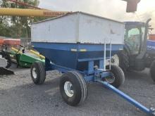 DMI CENTER DUMP WAGON