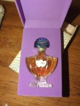 (MBR) NEW IN THE BOX SHALIMAR PERFUME, WHAT YOU SEE IN PHOTOS IS WHAT YOU WILL RECEIVE SOLD WHERE IS