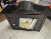 Architectural Mailboxes Saratoga Black, Medium, Steel, Locking Wall Mount Mailbox, Appears to be New