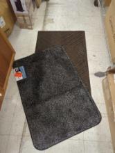 Lot of 2 Traffic Master Door Mats, Appears to be New What you see in photos is what you will receive
