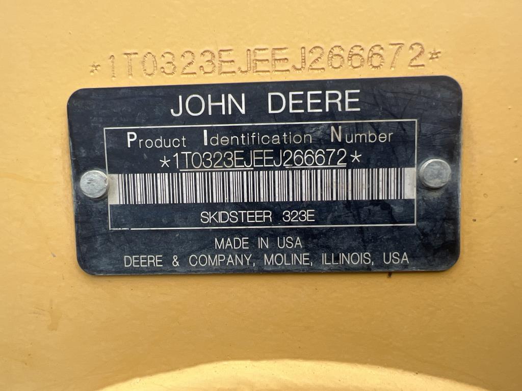 John Deere 323E Skidsteer