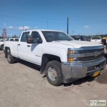 2015 CHEVROLET SILVERADO 2500HD, 6.6L DURAMAX, 4X4, CREW CAB, LONG BED. WEBASTO HEAT. UNKNOWN MECHAN