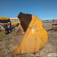 LOADER ATTACHMENT, GP BUCKET, PIN-ON, WITH FORK POCKET ATTACHMENT ADDED, 112IN