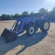 NEW UNUSED NEW HOLLAND WORKMASTER 70 TRACTOR LOADER SN:NH5651640 4x4, powered by diesel engine,