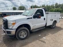 2016 FORD F350 SERVICE TRUCK VN:1FDRF3B66GEA50287 4x4, powered by gas engine, equipped with power