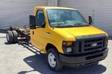 2014 Ford E-350 Cab & Chassis RWD