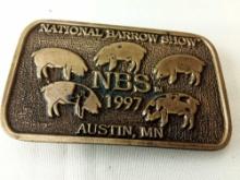BELT BUCKLE NATIONAL BARROW SHOW AUSTIN MN 1997 NO LIMITED EDITION NUMBER OF 100 DIST BY KATO