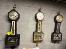 479 (1) Banjo Clock, (2) Banjo Cases