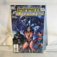 Collector Modern DC Comics Infinite Crisis Autographed Signed Comic Book No.293/499