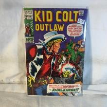 Collector Vintage Marvel Comics Kid Colt Outlaw Comic Book No.145