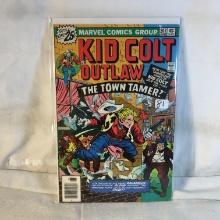 Collector Vintage Marvel Comics Kid Colt Outlaw Comic Book No.207