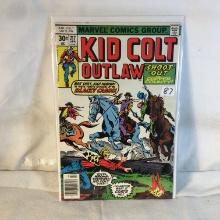 Collector Vintage Marvel Comics Kid Colt Outlaw Comic Book No.217