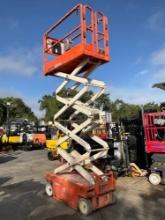 2016 SNORKEL SCISSOR LIFT MODEL S3219E ANSI, ELECTRIC, APPROX MAX PLATFORM HEIGHT 19FT, BUILT IN