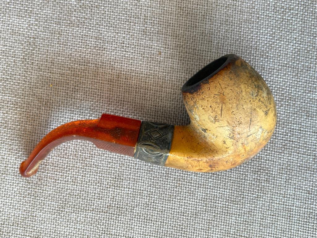 Short Vintage Smoking Pipe with Case