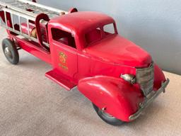 Vintage Turner Metal Toy Fire Truck