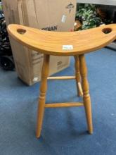 oak round stool 24?