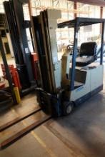 CROWN ELECTRIC FORKLIFT 2500LB (INOPERABLE)