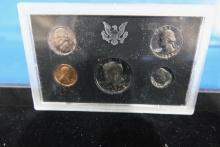 1972 U.S MINT PROOF SET (X3)