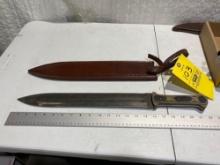Damascus Steel Bowie Knife 16" blade