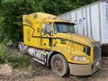 Mack- parts only- bill of sale , scrap , NO TITLE / Bad motor