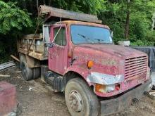 1992 international dump truck 4700 4x2 short single axle, title -runs -