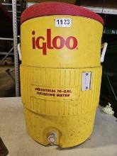 Igloo Water Cooler 10 Gallon