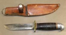 Western Fixed Blade Hunting Knife in Sheath